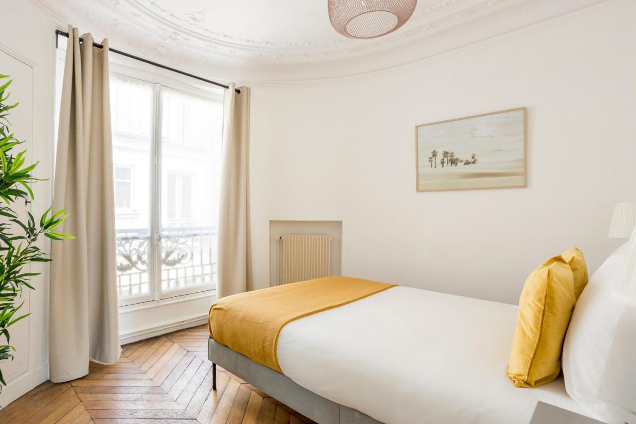 Cosy 4 Bedrooms With Balcony - Champs Elysees Paris Bagian luar foto